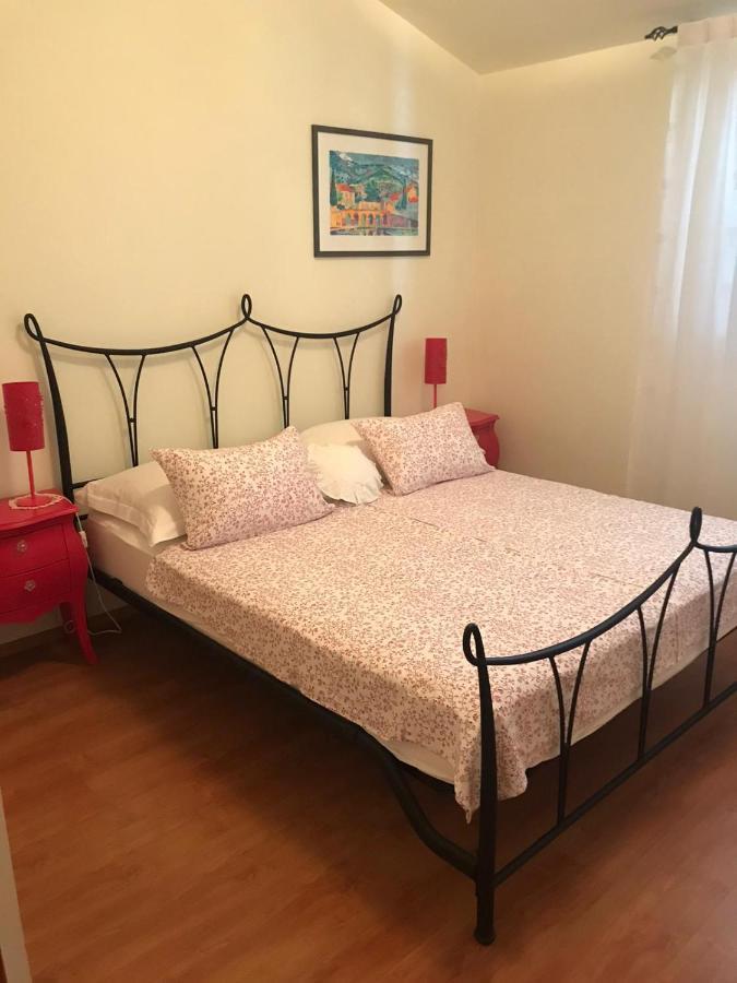 Apartmani Katarina Bol Bagian luar foto