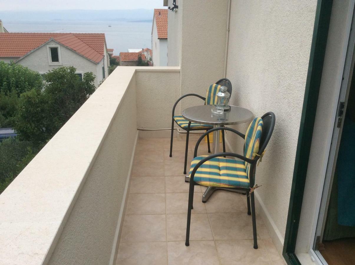Apartmani Katarina Bol Bagian luar foto