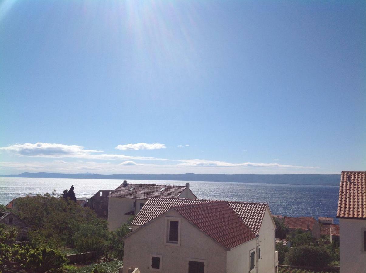 Apartmani Katarina Bol Bagian luar foto